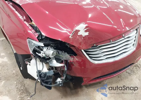 2013 Chrysler 200 Limited из США, поврежденный, VIN 1C3BCBFG5DN701646